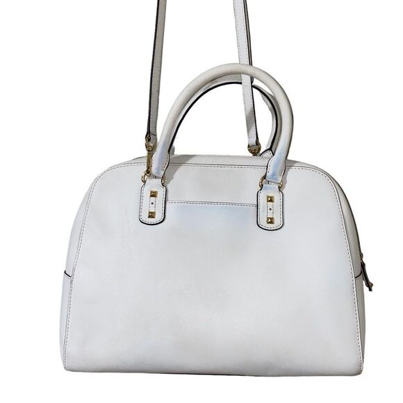 Michael Kors Selma Lg Studded saffiano leather Tote - Picture 4 of 16